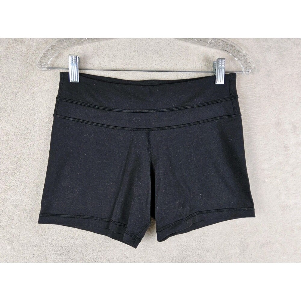 Lululemon Women’s Fitted Athletic Shorts Black Size 6
